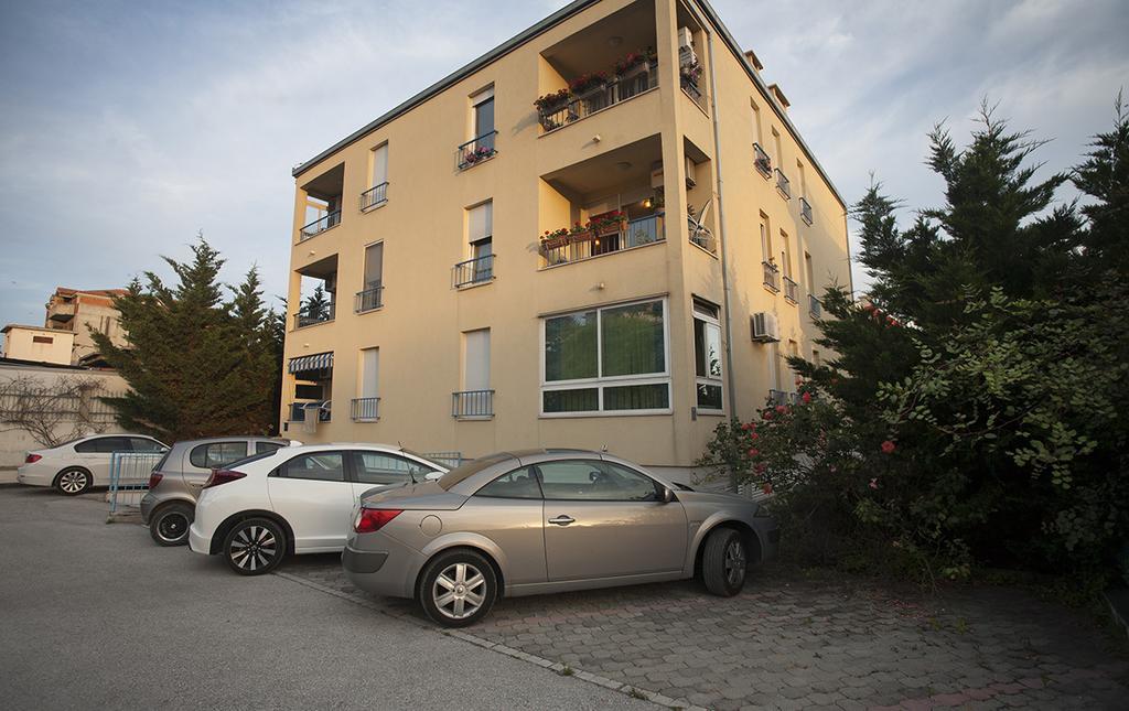 Apartment Sunny Yellow - With Balcony And Parking Place, Сплит Номер фото