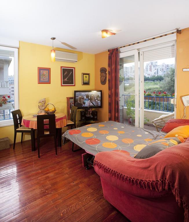 Apartment Sunny Yellow - With Balcony And Parking Place, Сплит Номер фото