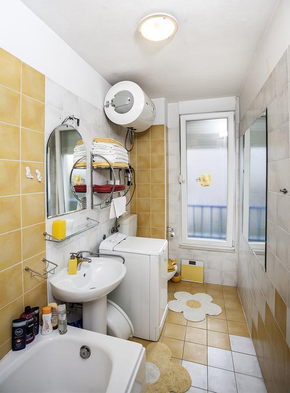 Apartment Sunny Yellow - With Balcony And Parking Place, Сплит Номер фото